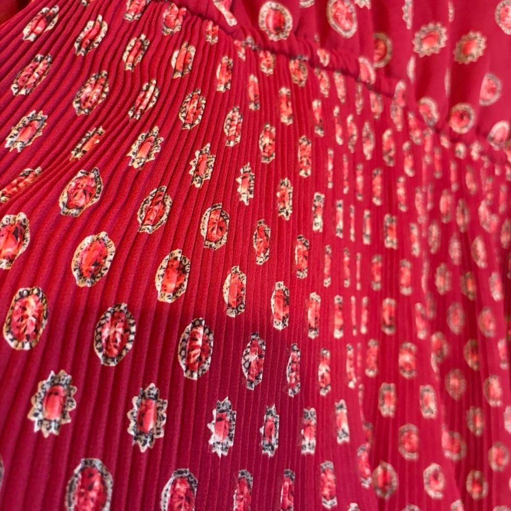 Elle Red Mini Dress with Pattern - Picture 5 of 10